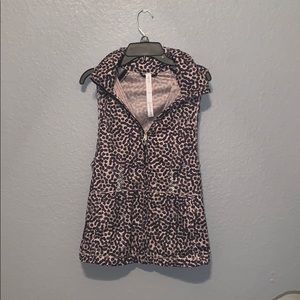 Lululemon Vest!!